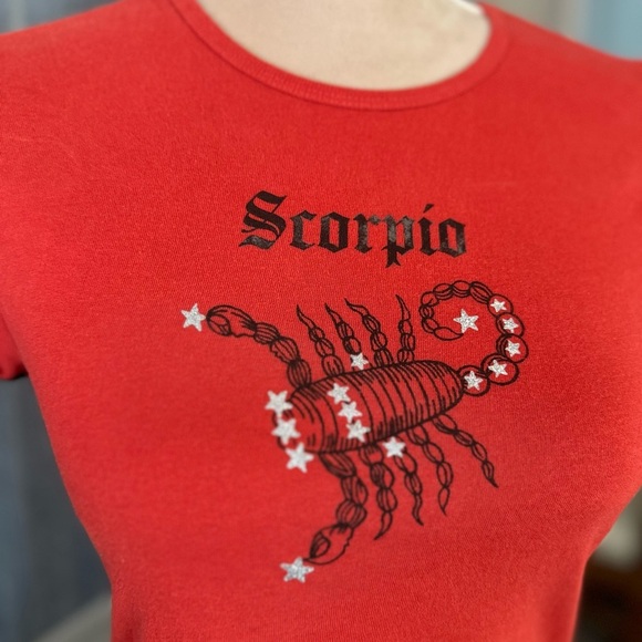 Kimchi Blue Scorpio Red Lettuce Edge Babydoll Tee - Picture 4 of 9